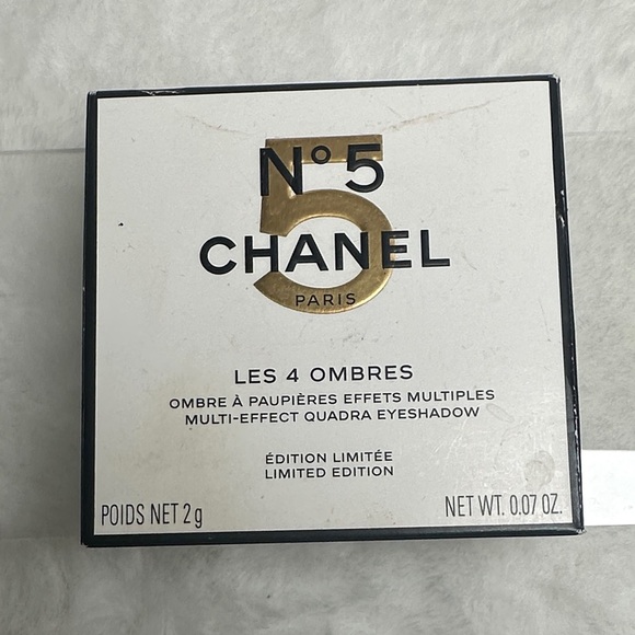 CHANEL Les 4 Ombres “Limited Edition” Eyeshadow Pallet - Picture 8 of 9